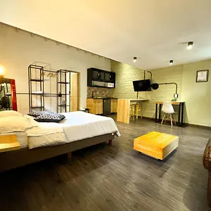 Frn101 Cozy Loft Located In A Popular In Poblado Apartamento